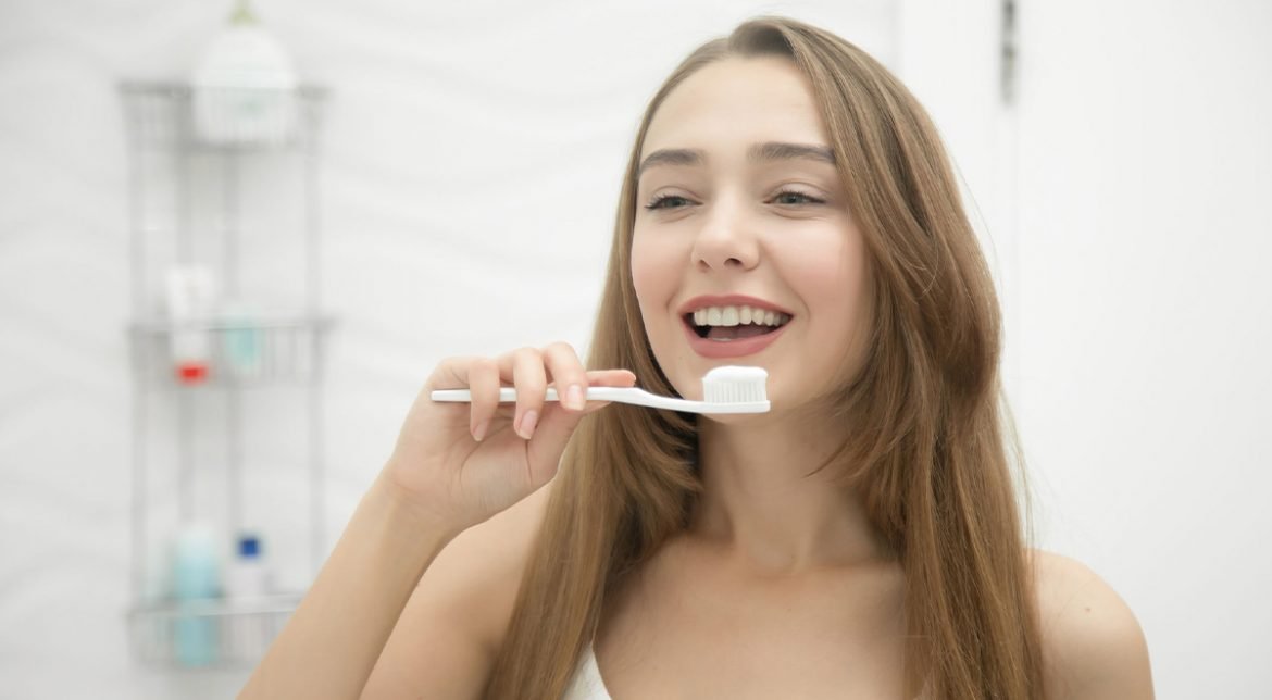 5 easy ways to look after your teeth