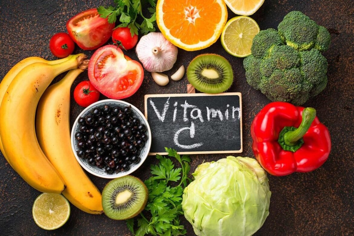 Fruits and vegetables high in vitamin C